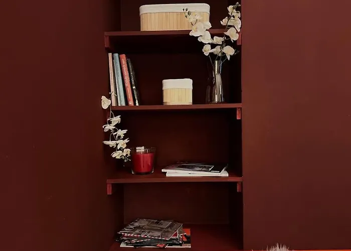 Cherry - *